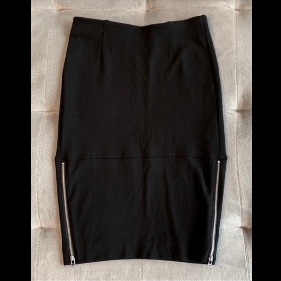 ARITZIA | WILFRED Campagne Pencil Skirt Black - Picture 3 of 7